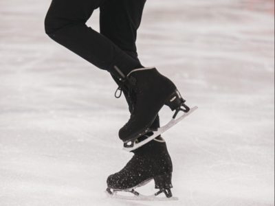 Eiskunstläufer Schlittschuhe